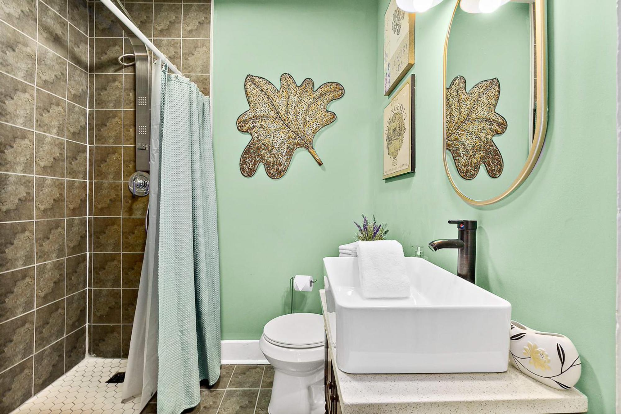 Casa Maria 3- Historic Charming Apt, Steps To Everything Downtown!